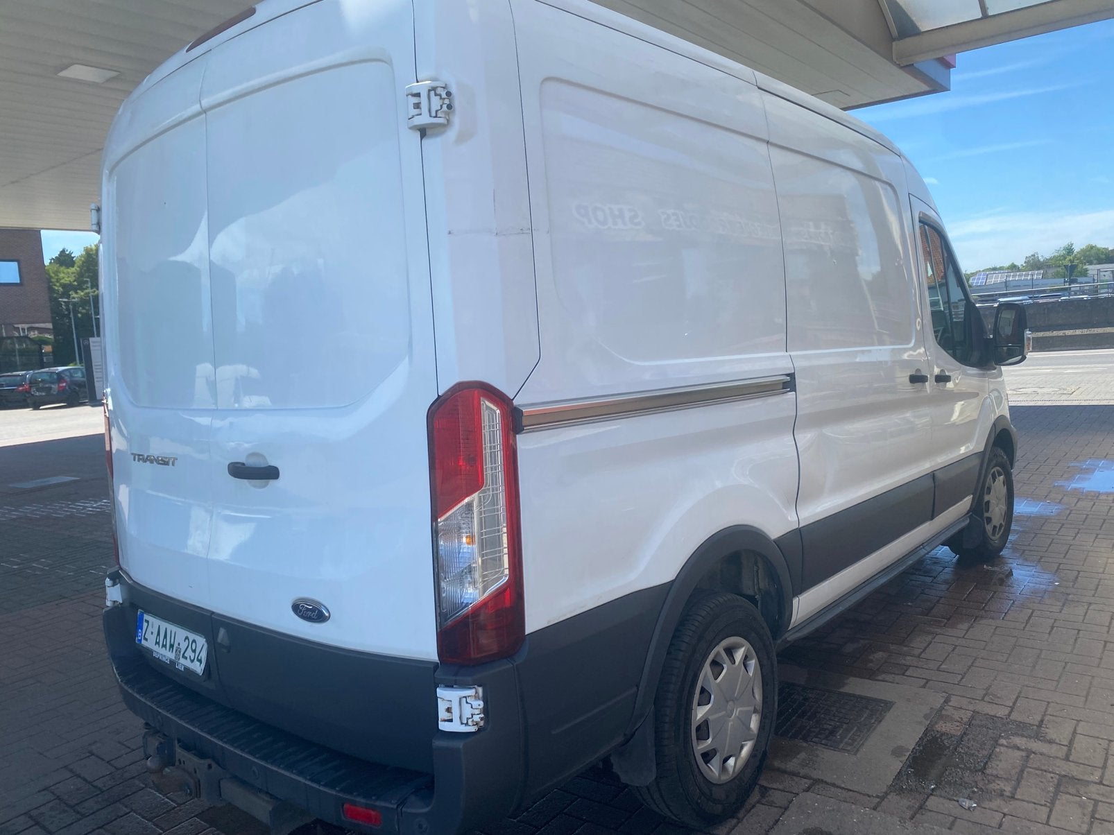 Ford transit eiro6b airco nav cam, Auto's, Bestelwagens en Lichte vracht, Euro 6, Bedrijf, Ford, Te koop