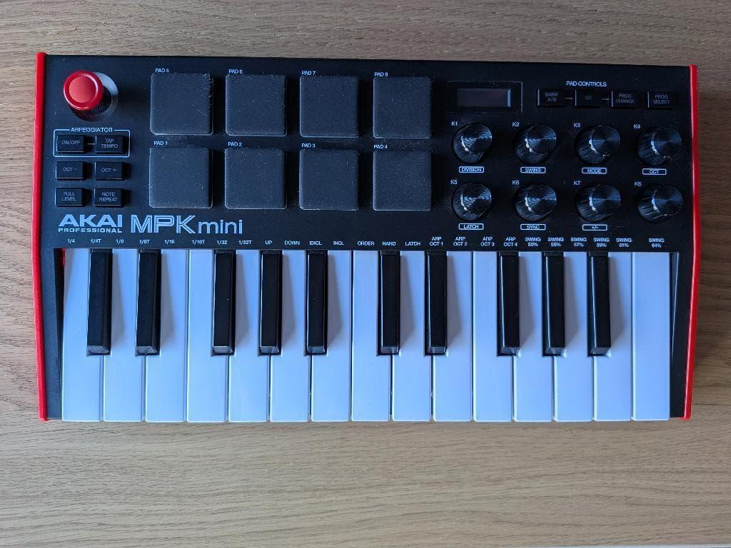 Akai Professional MPK Mini MK3, Muziek en Instrumenten, Midi-apparatuur, Nieuw, Ophalen of Verzenden
