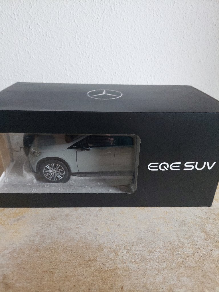 1/18 - NZG - Mercedes Benz EQE SUV Alpine Grey, Ophalen of Verzenden, Nieuw