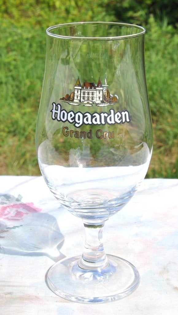 verres a bière sur pied Hoegaarden grand cru 33 cl, Collections, Enlèvement ou Envoi, Comme neuf, Verre ou Verres, Autres marques