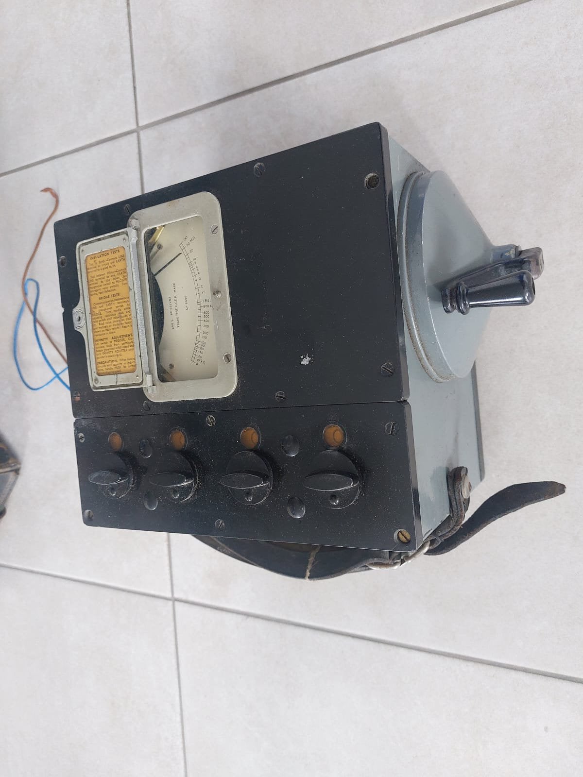 Megger tester vintage, Verzamelen, Overige Verzamelen, Ophalen, Gebruikt