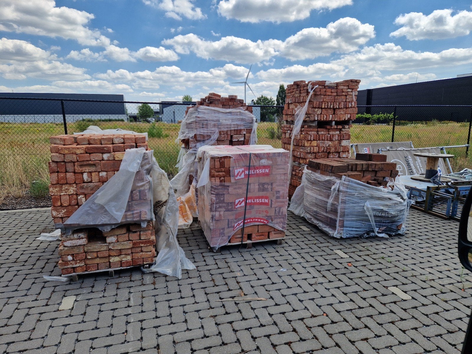 Gratis allerlei gevelstenen, Doe-het-zelf en Bouw, Metselstenen, Ophalen