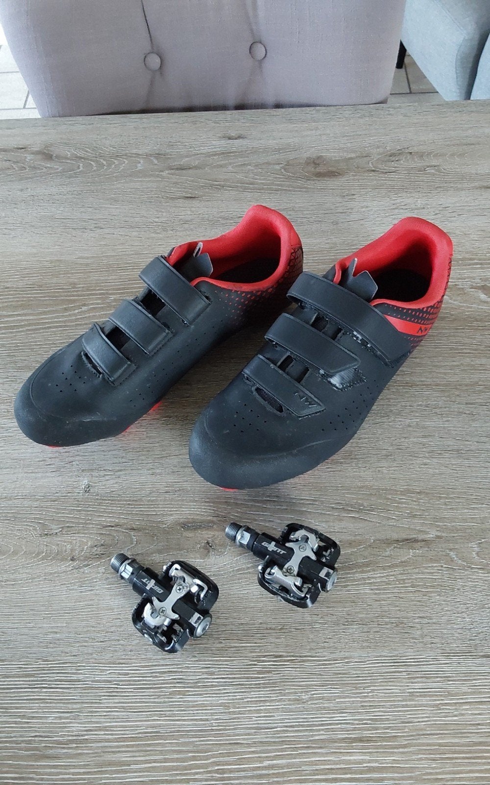 mountainbike schoenen maat 45 met bijhorende pedalen, Fietsen en Brommers, Ophalen, Gebruikt, Heren, Schoenen