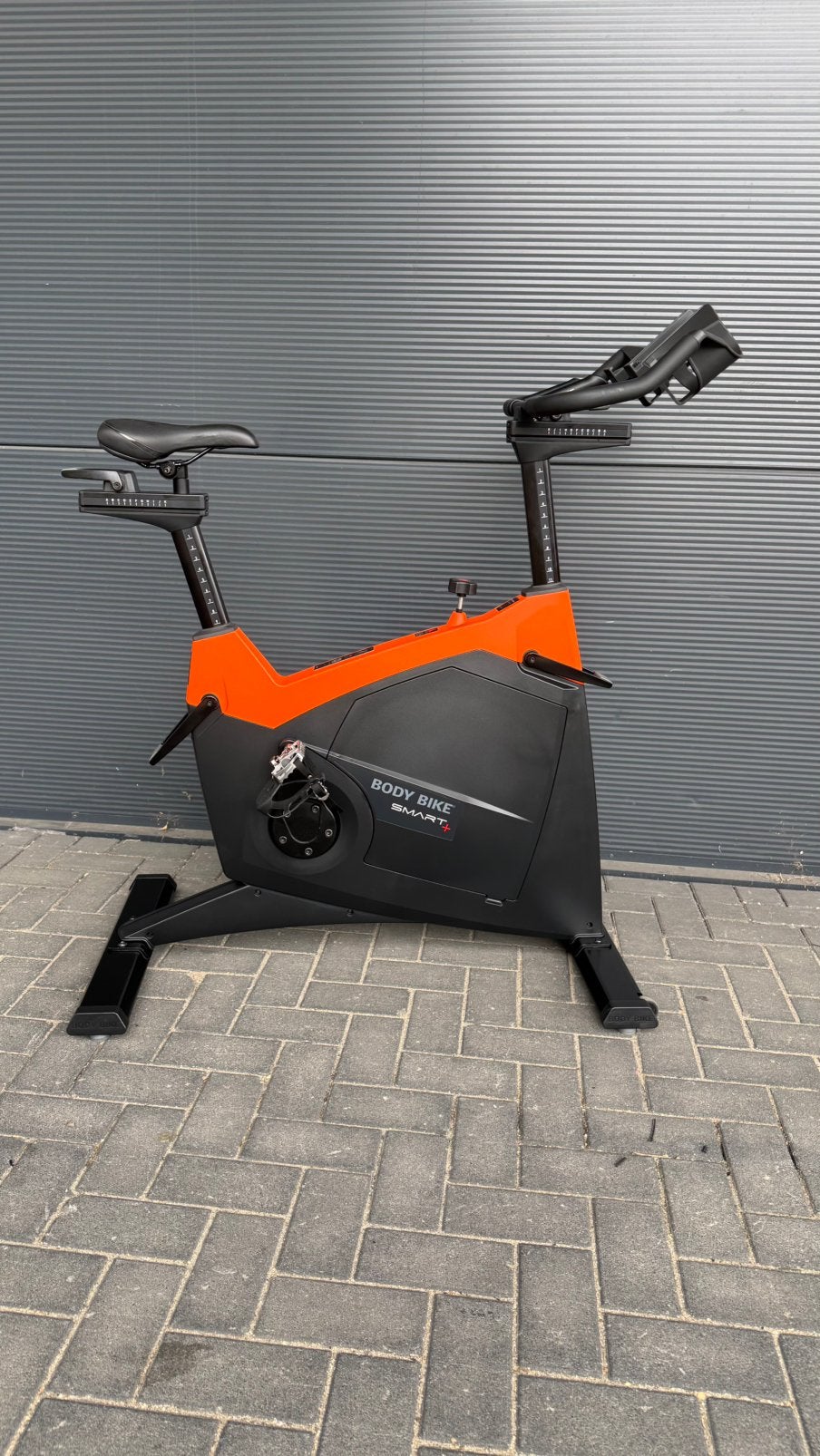 Body bike smart+ spinning spinningfiets spinningbike ZWIFT, Sport en Fitness, Ophalen, Zo goed als nieuw