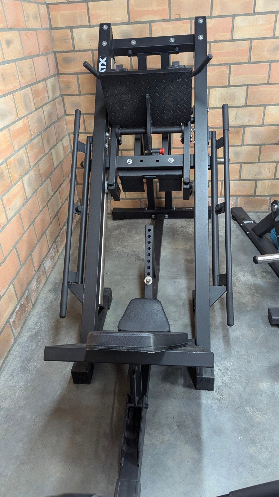 ATX leg press/ hack squat, Sport en Fitness, Fitnessapparatuur, Ophalen, Rug