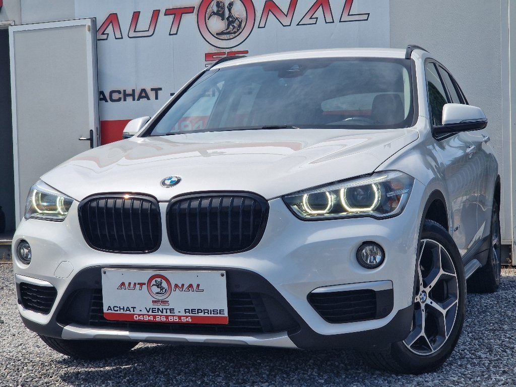 BMW X1 1.5i sDrive18 136CH*1MAIN*NOTEBOOK*XENON*GPS*LEER*PDC, Auto's, Zwart, Leder, Bedrijf, 5 deurs