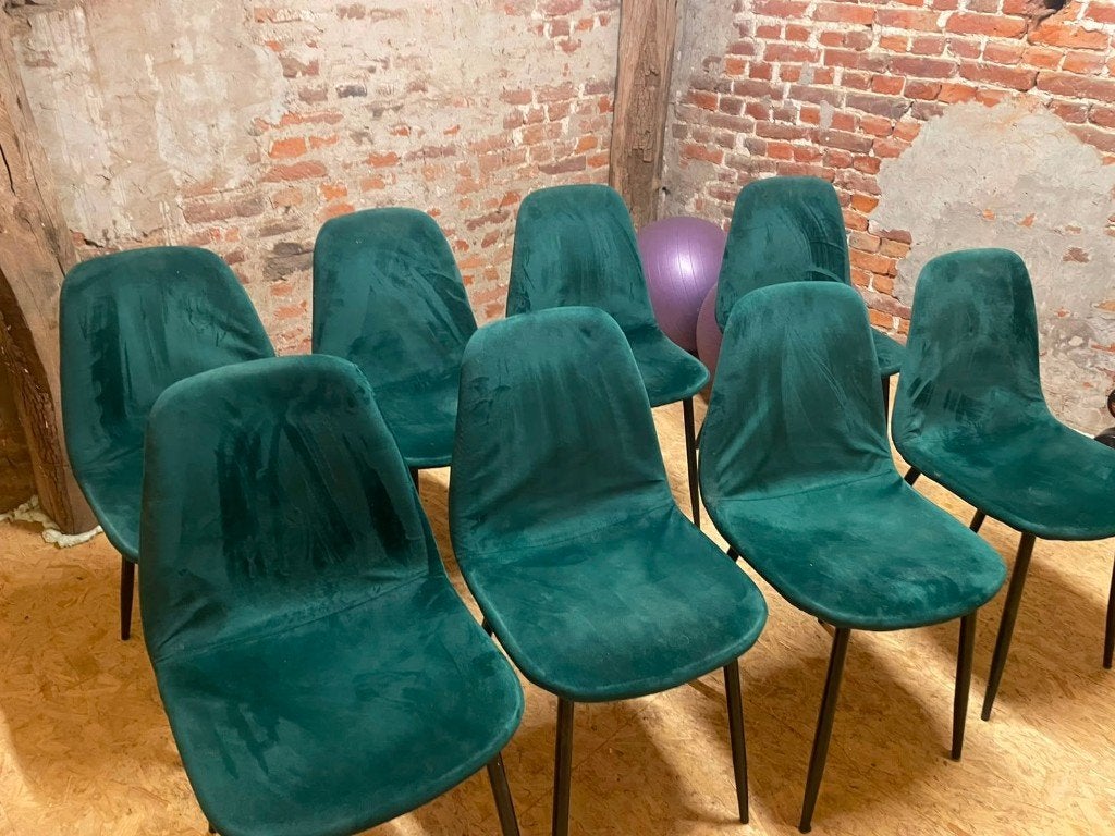 Ensemble de 8 chaises en velours vert, Maison & Meubles, Chaises, Utilisé, Cinq, Six Chaises ou plus, Métal, Tissus, Autres couleurs