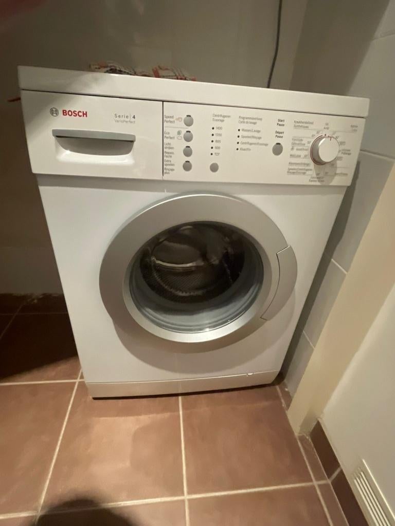 Bosch serie 4 wasmachine  - URGENT, Enlèvement, Utilisé, Chargeur frontal