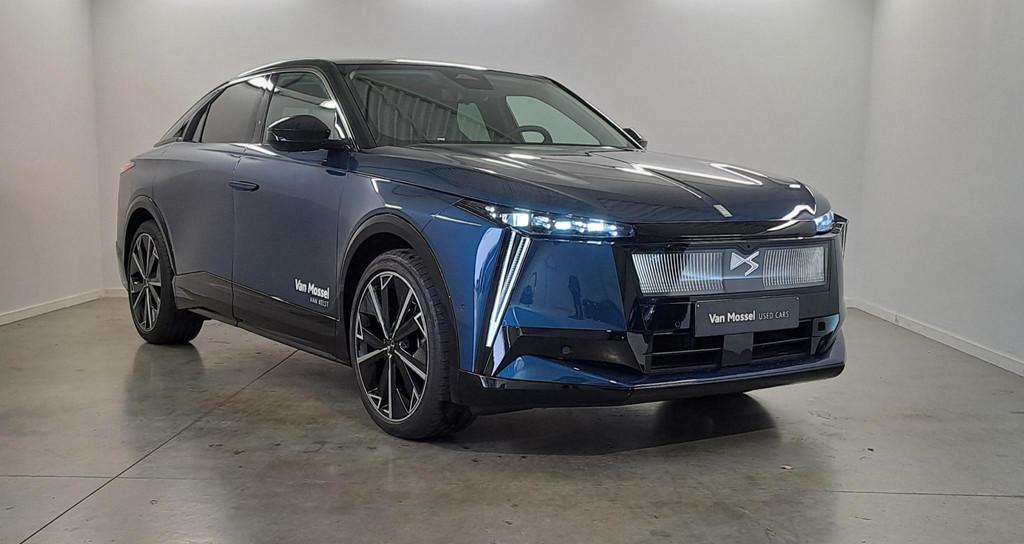 DS N°8 Jules Verne FWD (automatique), Autos, DS, Achat, 550 km, Entreprise, 80 kWh