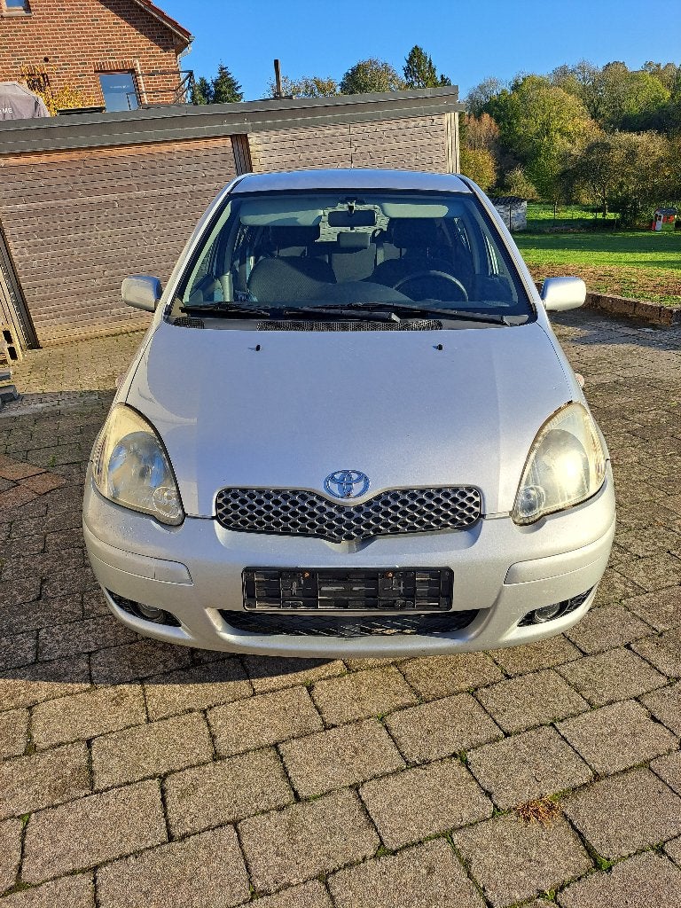 Toyota Yaris, Auto's, Voorwielaandrijving, Elektrische ramen, Stof, Zwart