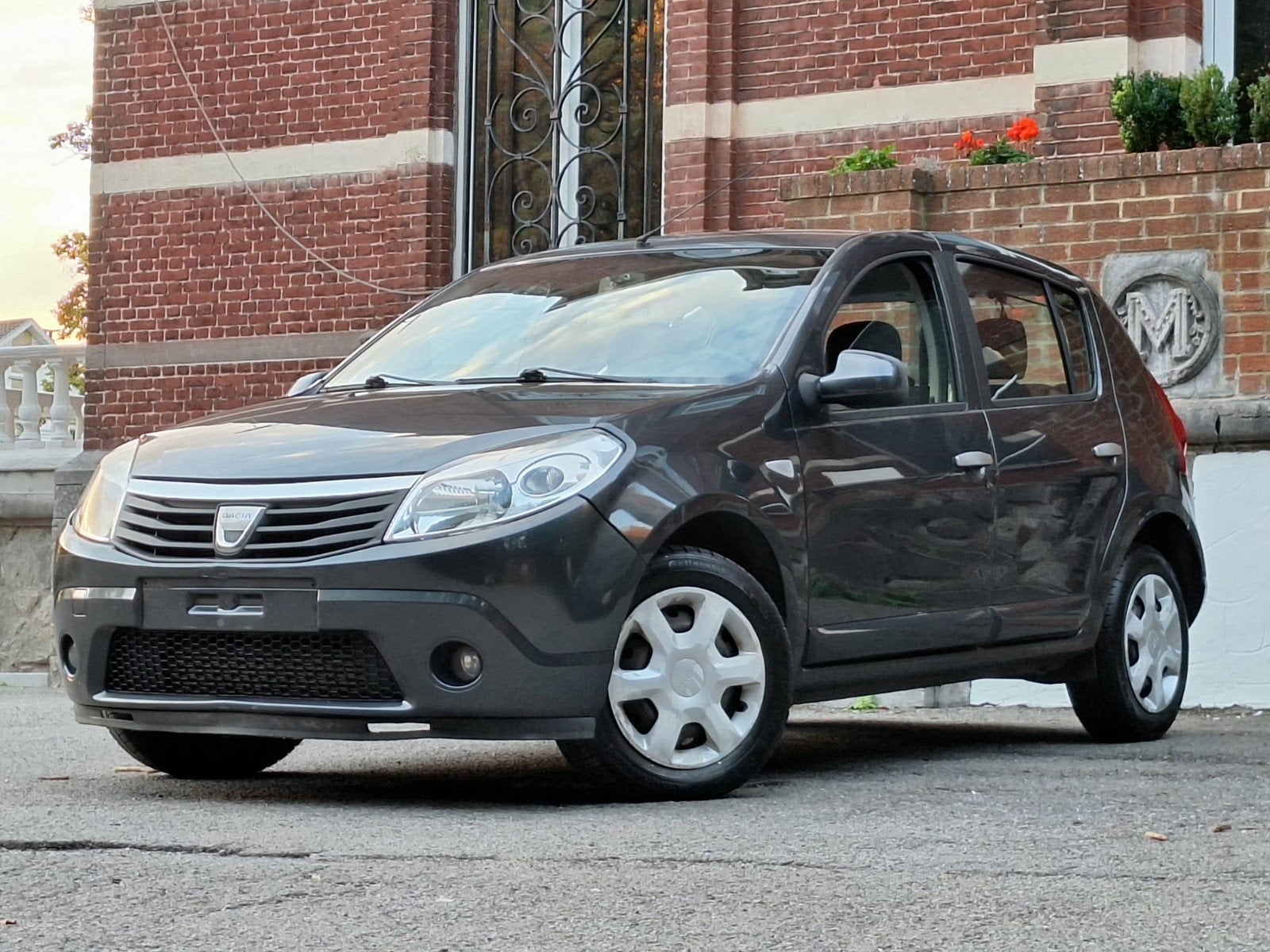 Dacia Sandero 1.5 DCI/Clim/Diesel/2011

️ Jaar: 2011, Auto's, Diesel, Particulier, Sandero, Elektrische ramen