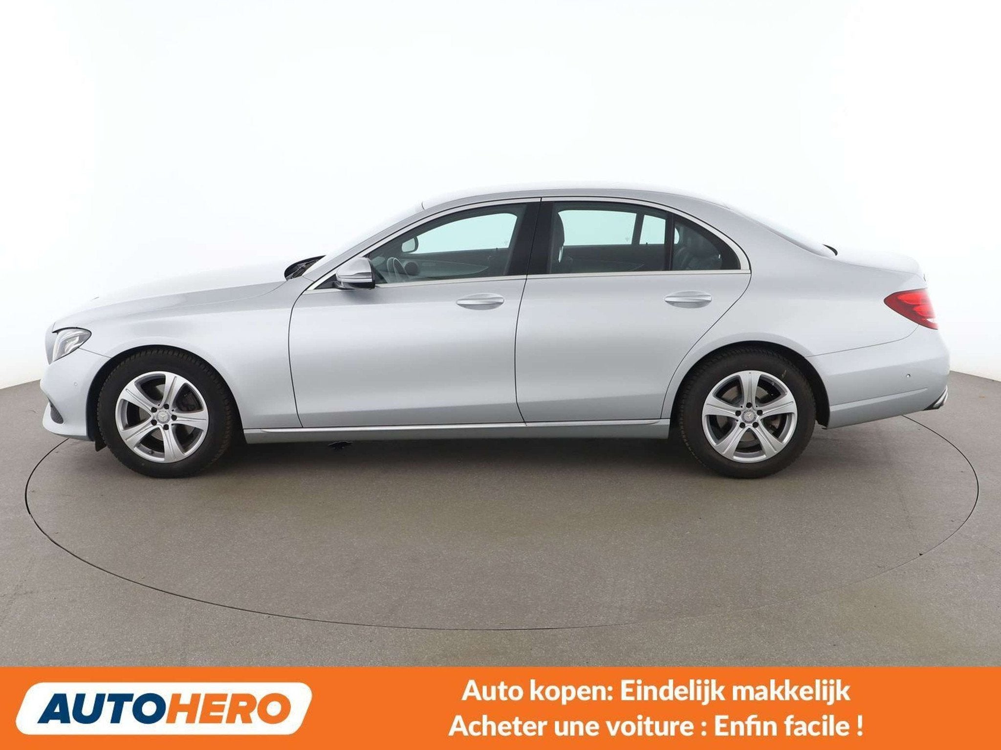 Mercedes-Benz E-Klasse E220 E 220 d Avantgarde, Autos, Argent ou Gris, Achat, 143 kW, Noir