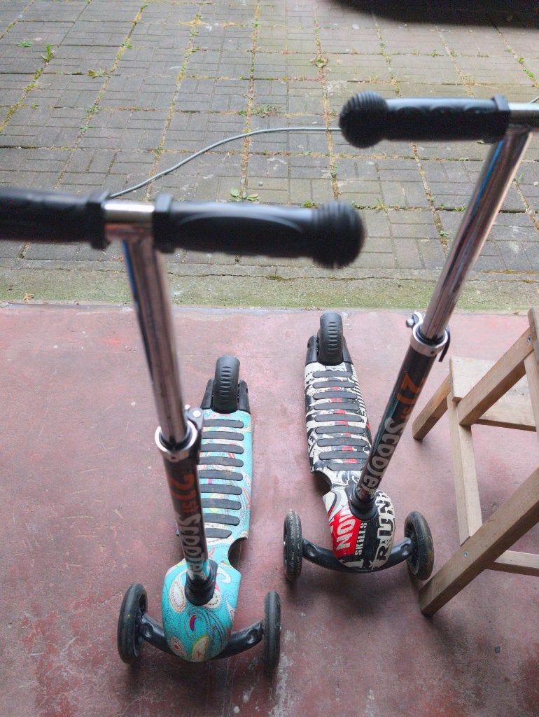 Kinderstep met 3 wielen, Fietsen en Brommers, Ophalen, Zo goed als nieuw, Gewone step