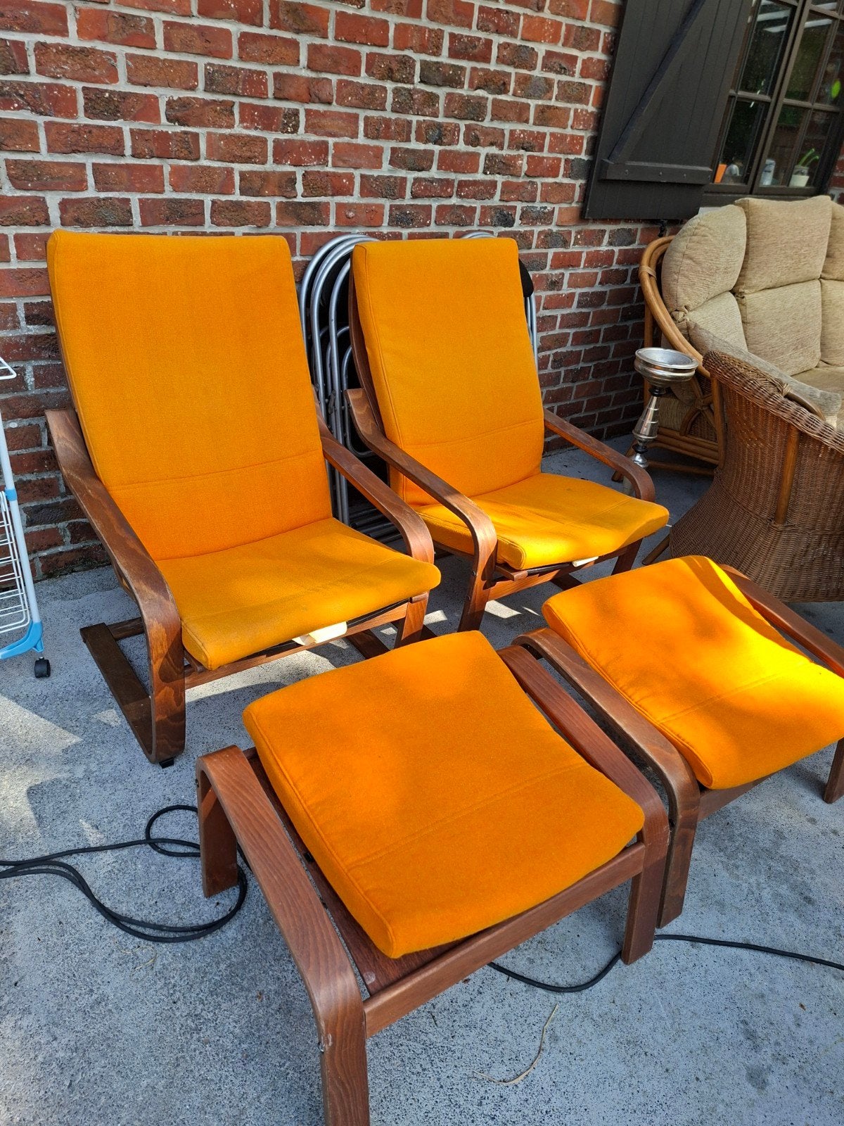 2 POANG IKEA VINTAGE fauteuils met voetenbank, Huis en Inrichting, Ophalen
