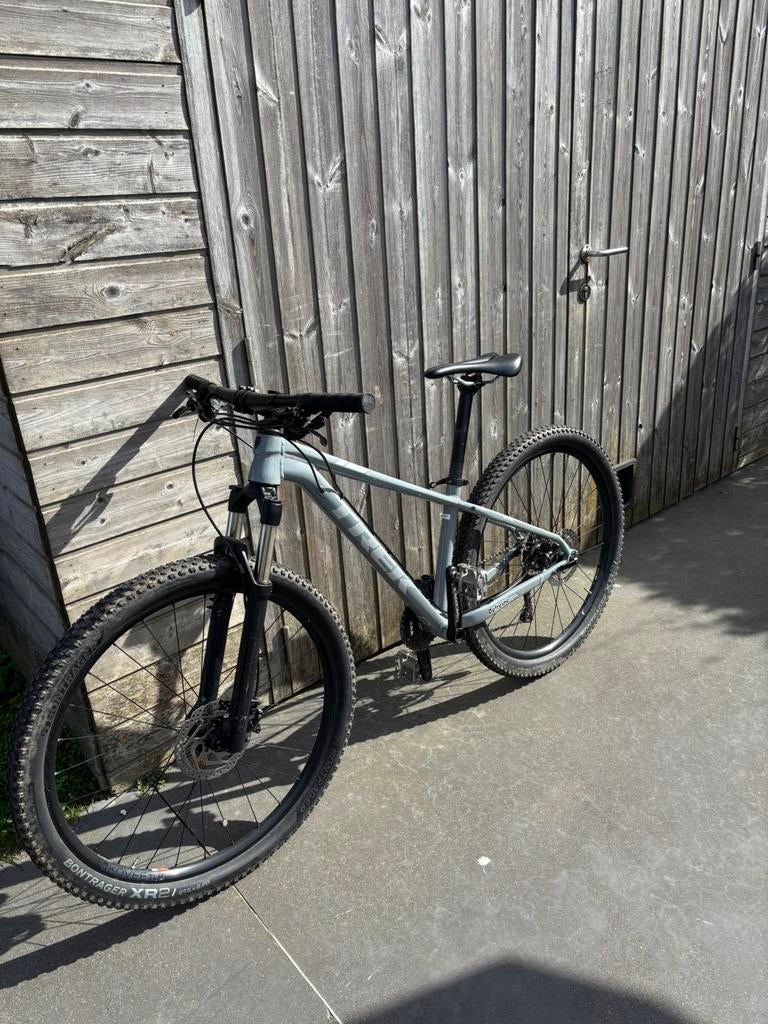 Mountainbike Trek XCaliber trek 8, Enlèvement, Utilisé, Femmes, Trek