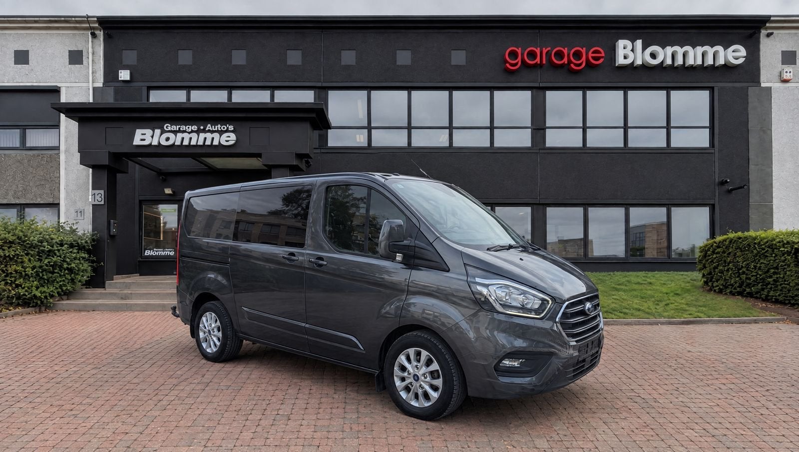 Ford Transit Custom 2.0 TDCI L1H1 Limited DC 5 zitplaatsen, Autos, Argent ou Gris, Achat, Euro 6, Entreprise