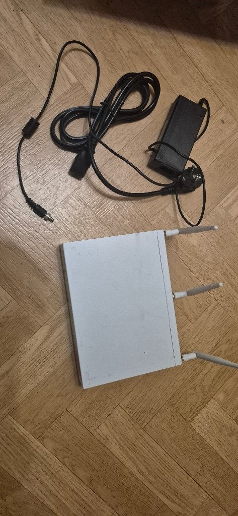 Check point router L-71w firewall, Informatique & Logiciels, Routeurs & Modems, Utilisé, Routeur, Enlèvement ou Envoi