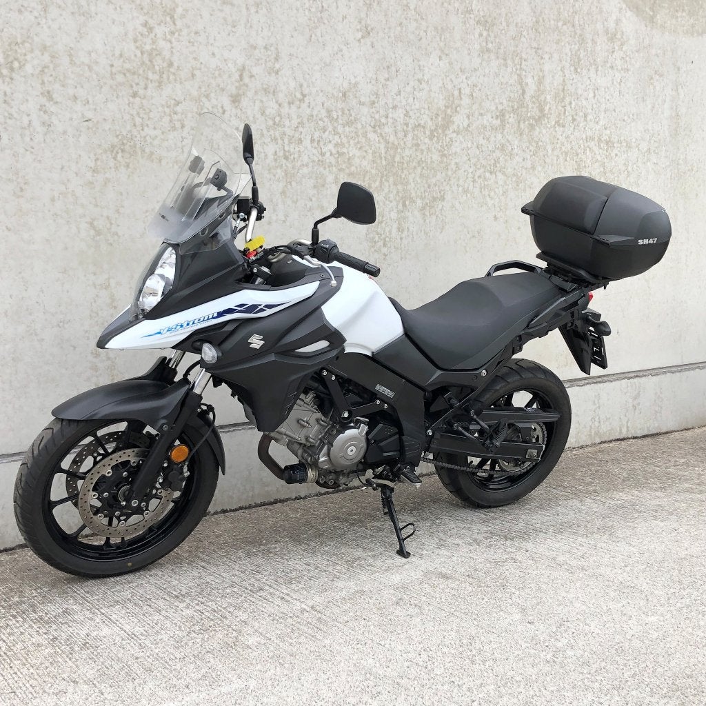 SUZUKI VSTROM 650 BJ 2023 GEKEURD GARANTIE, Motoren, 2 cilinders, Motorrijbewijs A, Meer dan 35 kW, Enduro
