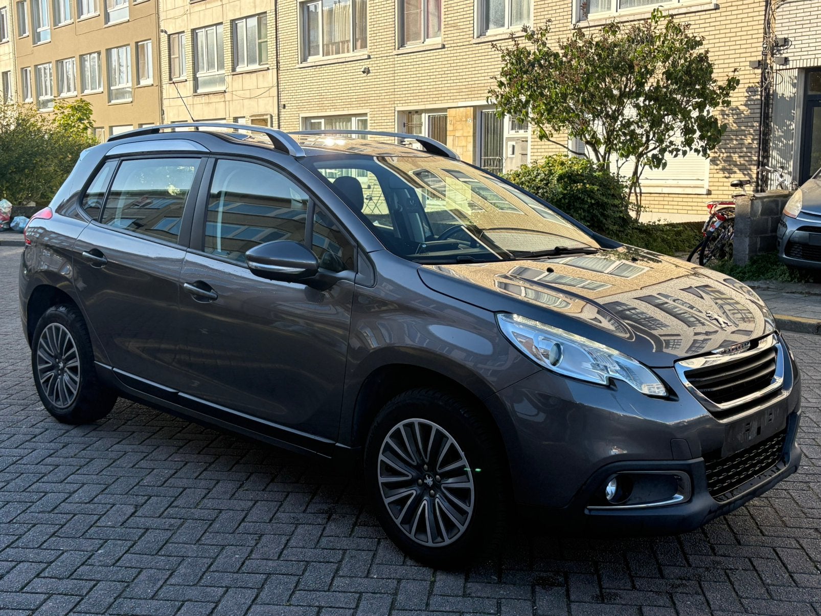 Peigeot 2008.  1.2 Benzine AUTOMAAT, Auto's, Bedrijf, 5 zetels, 5 deurs, 1200 cc