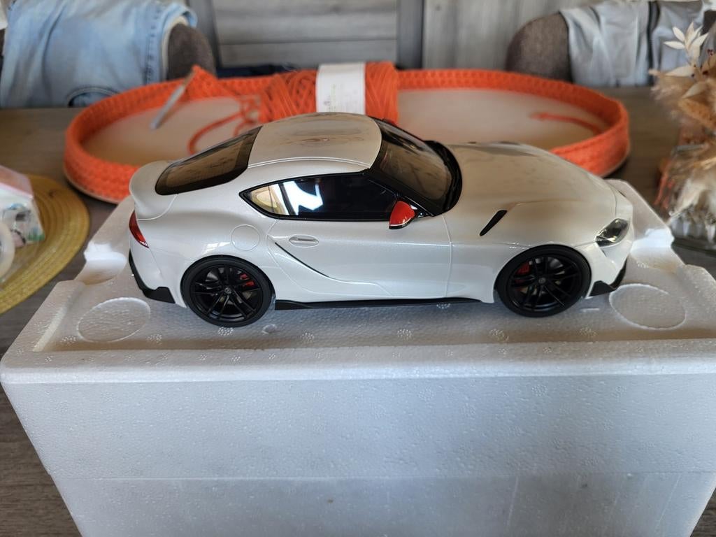 Toyota supra mk5 schaal 1/18, Hobby & Loisirs créatifs, Voitures miniatures | 1:18, Enlèvement ou Envoi, Neuf, Voiture