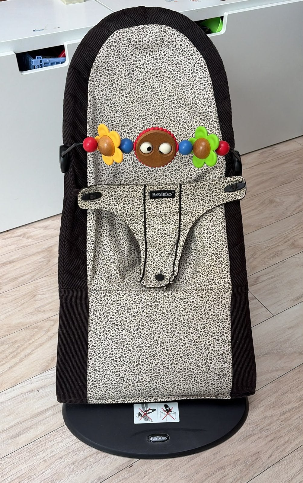 BabyBjörn Wipstoel Balance Soft + Houten Speelboog, Kinderen en Baby's, Ophalen, Gebruikt, Wipstoel