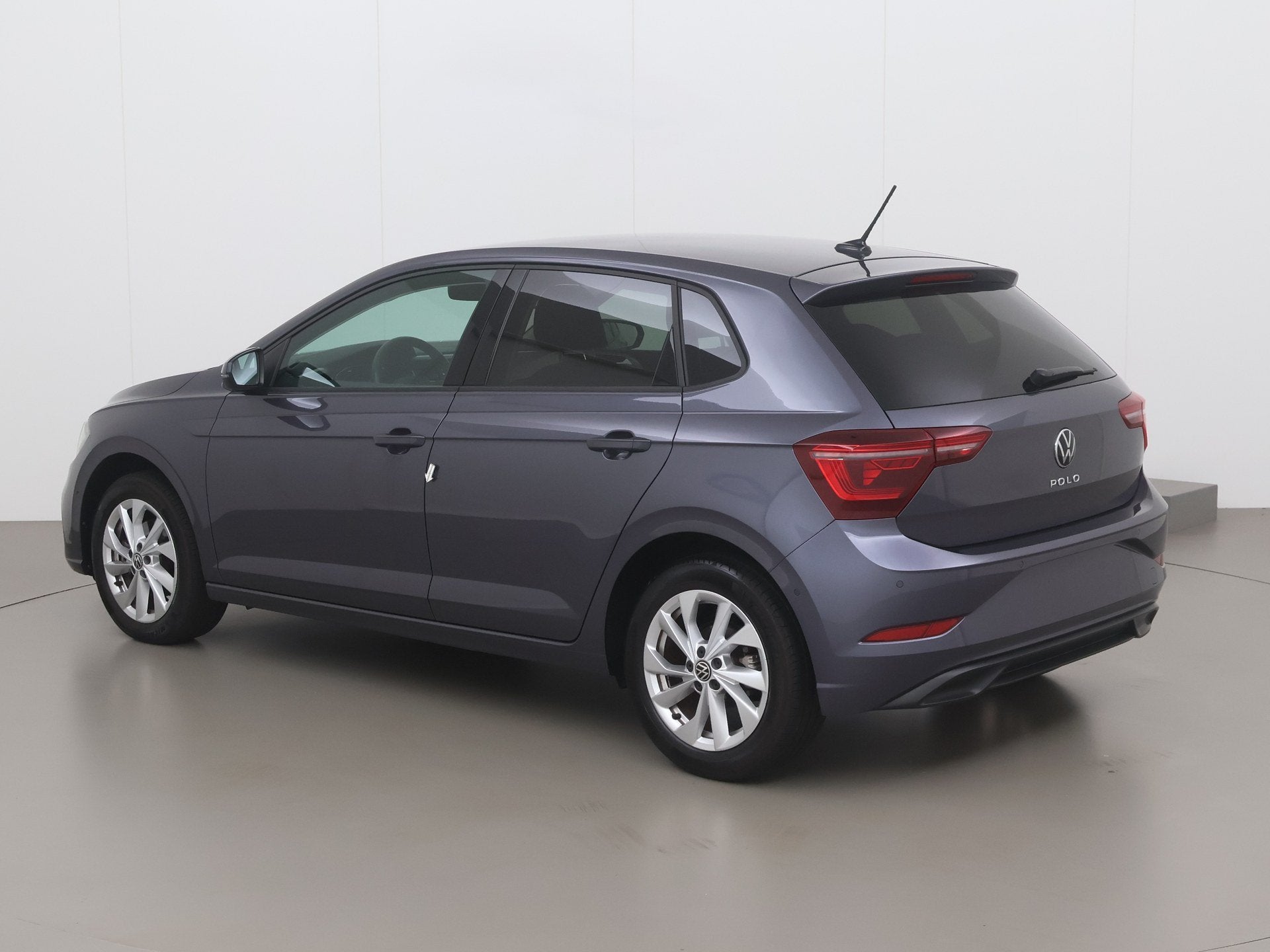 Volkswagen Polo tsi style 110 AT, Automaat, Elektrische buitenspiegels, 127 g/km, Bedrijf
