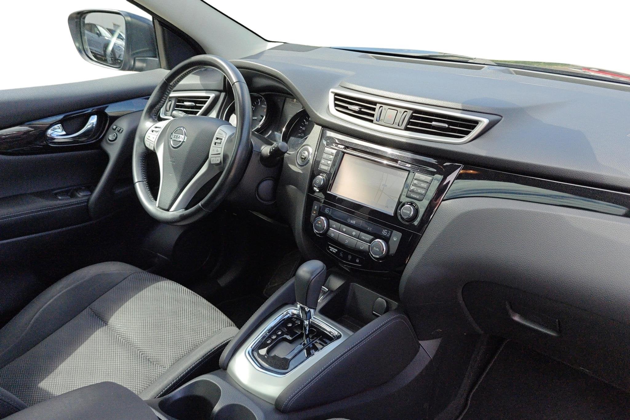 Nissan Qashqai 1.2 DIG-T N-Connecta Xtronic + Design Pack -, Auto's, Nissan, Stof, 116 pk, Zwart, 1200 kg