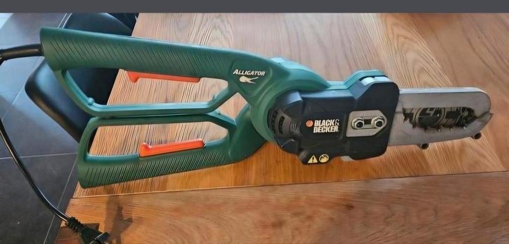 Black & Decker alligator takkenschaar, Ophalen