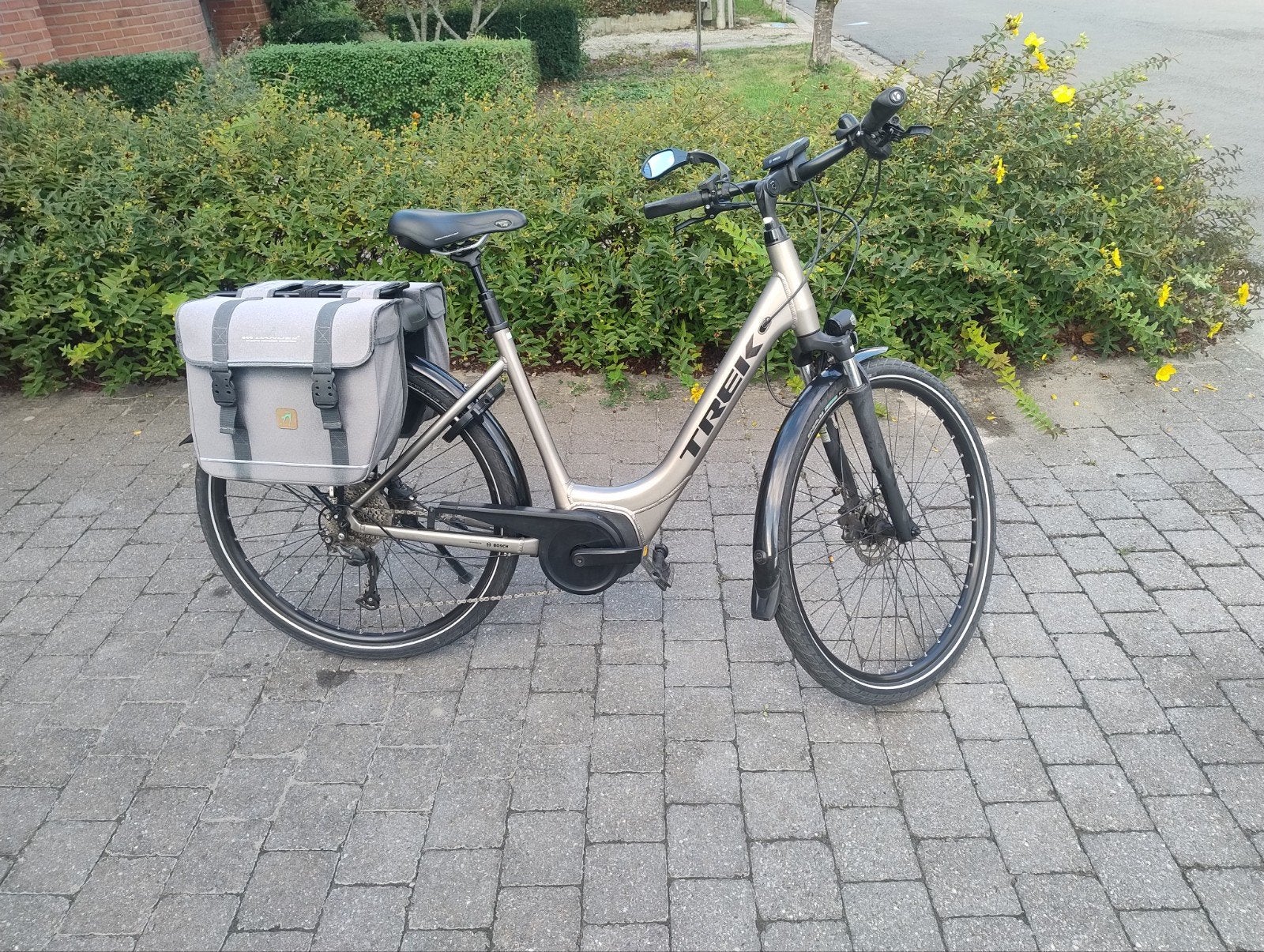 Trek Verve+ 2, Fietsen en Brommers, Ophalen, Zo goed als nieuw, 30 tot 50 km per accu, Overige merken