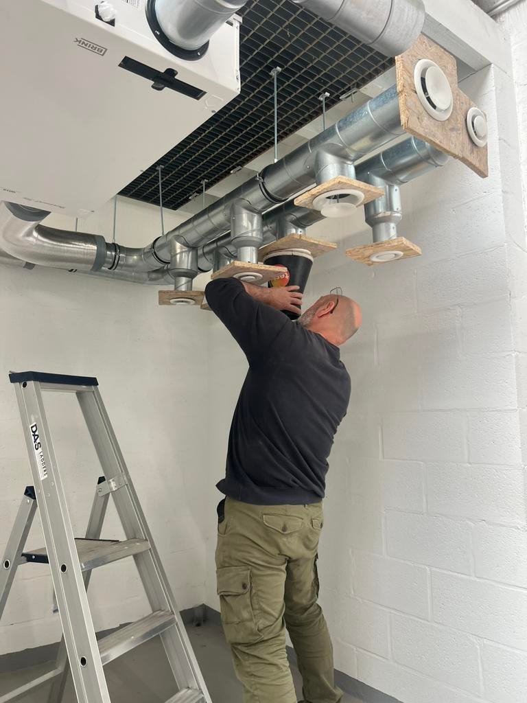 Travaux de ventilation hotte et VMC, Enlèvement