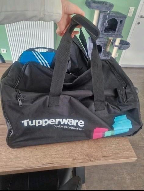 Nouveau chariot Tupperware, Enlèvement, Comme neuf, Noir, Roulettes
