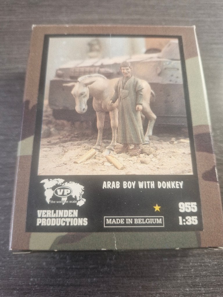 Verlinden 1/35 Arab Boy with Donkey 2 figs., Ophalen of Verzenden, Nieuw, 1:35 tot 1:50, Figuur of Figuren