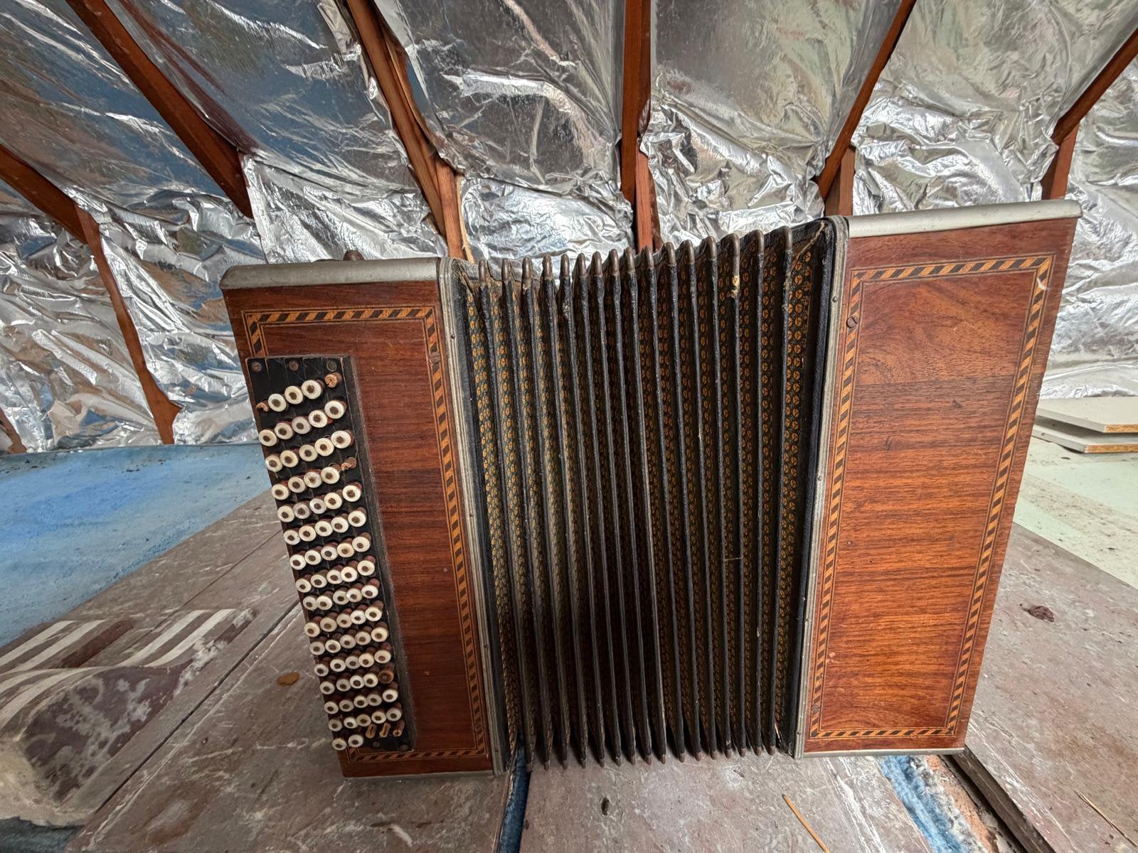 Oude accordeon, Musique & Instruments, Accordéons, Enlèvement, Utilisé, Accordéon à boutons