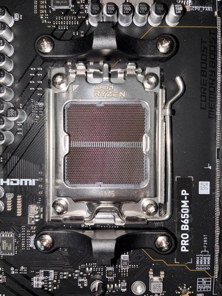 MSI PRO B650M-P moederbord--AM5 DDR5--mATx--zeer goede staat, Computers en Software, Moederborden, Gebruikt, Ophalen of Verzenden