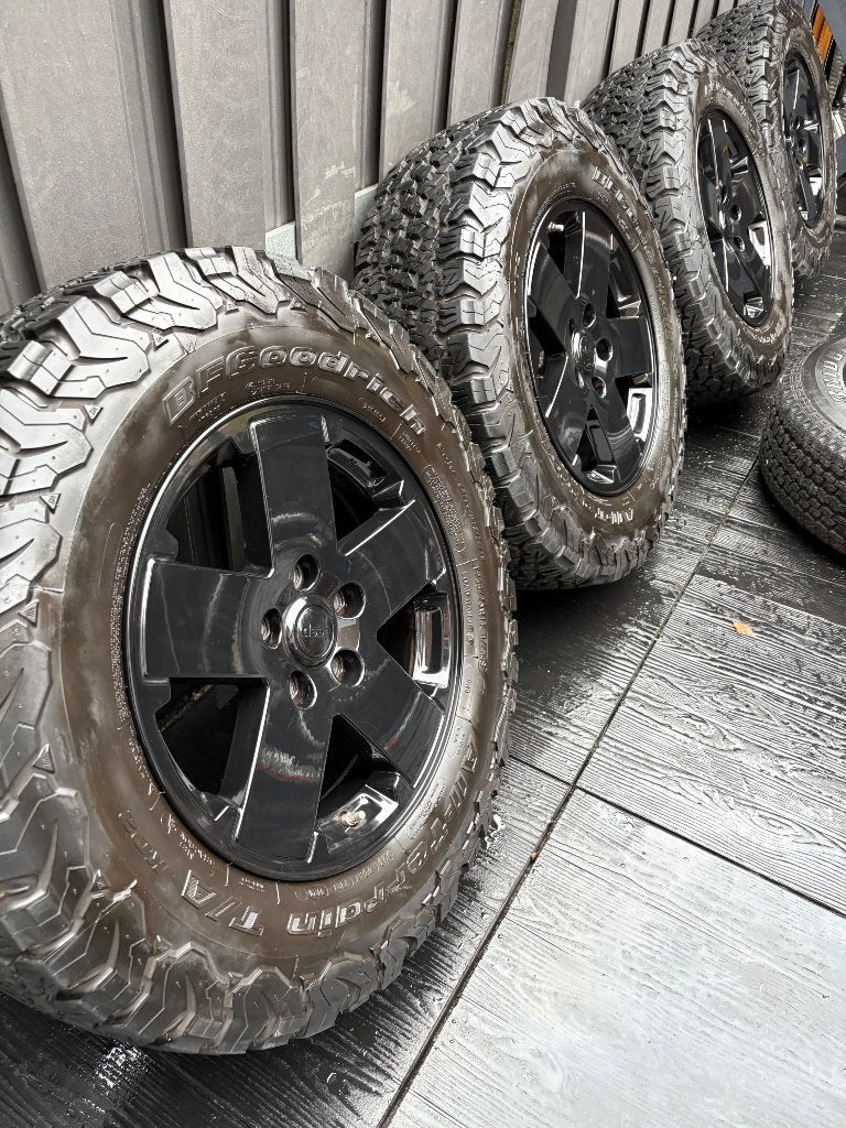 Jeep Wrangler JL / Gladiator velgen 18" BFGoodrich KO2 Nieuw, Auto-onderdelen, Ophalen, 18 inch, 255 mm, Banden en Velgen