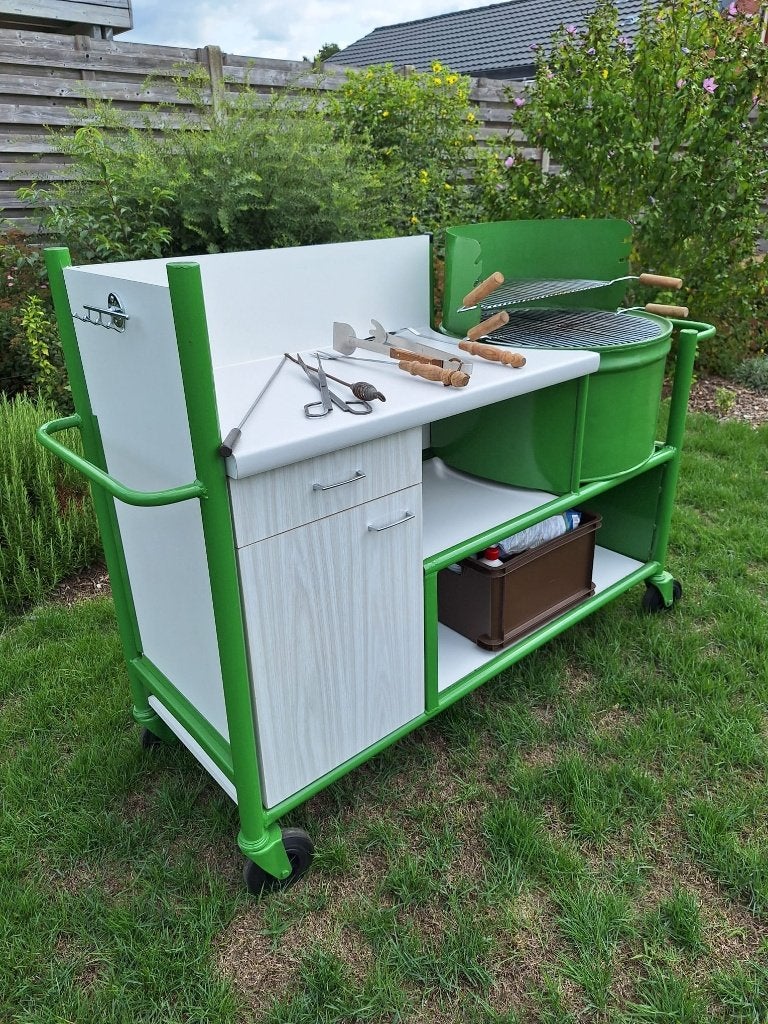 Unieke mobiele BBQ op wielen – met accessoires, Ophalen, Gebruikt, Niet bekend, Met accessoires