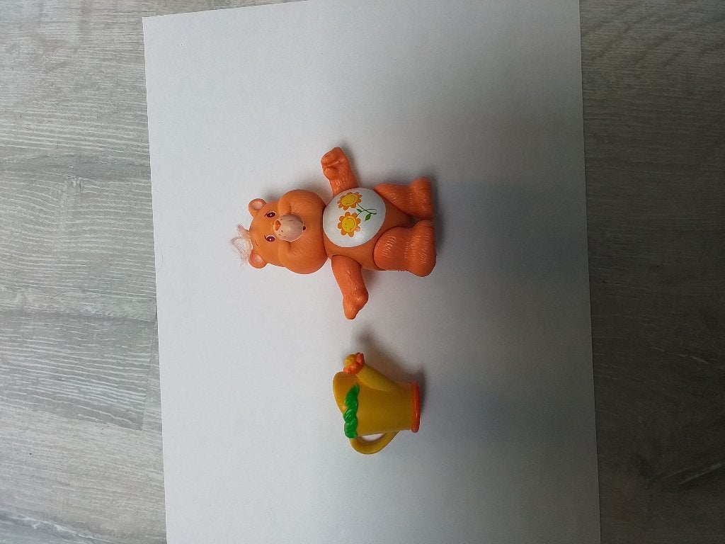 bisounours care bears gros copain articulé avec accessoire, Envoi, Comme neuf, Ours, Avec vêtements ou accessoires
