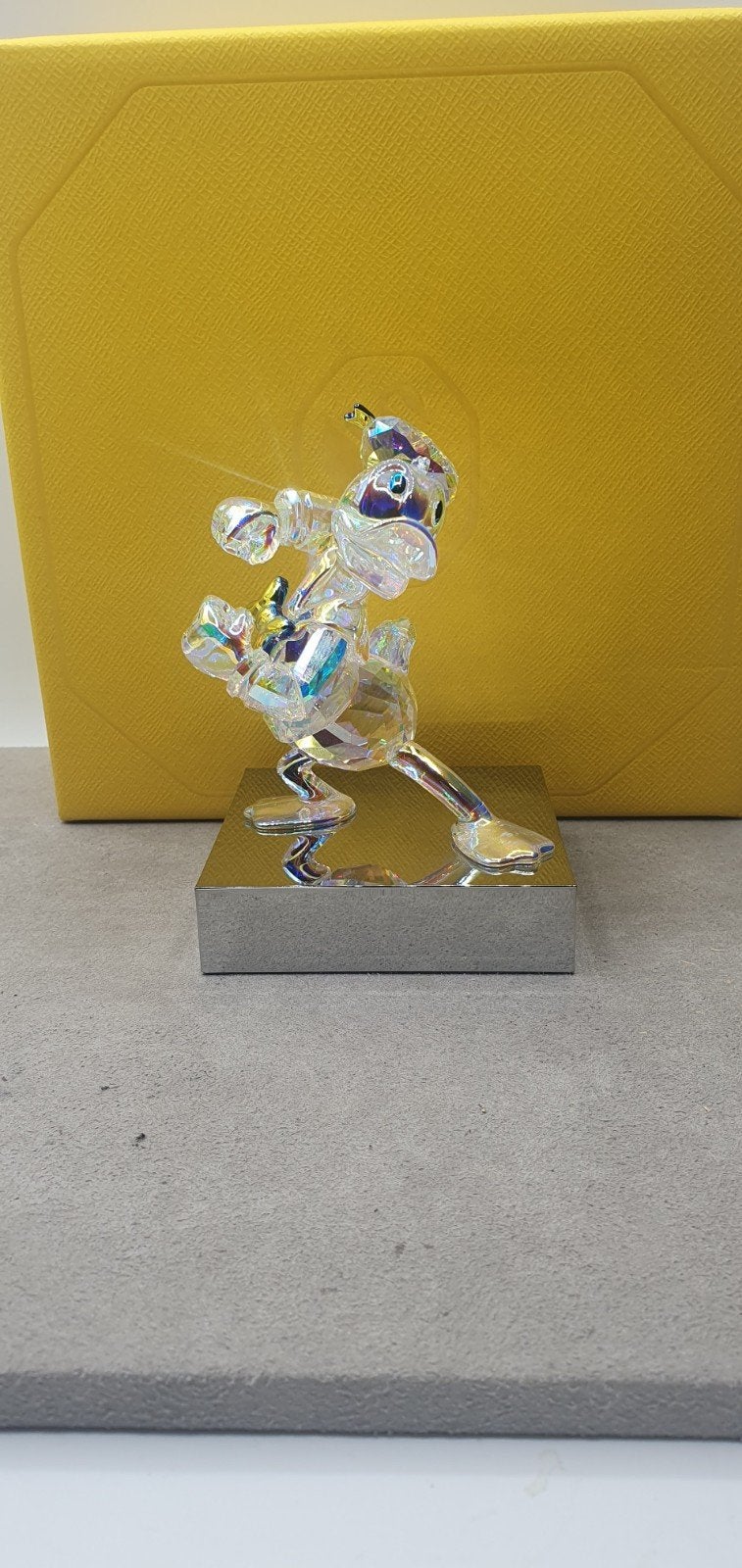 Swarovski Disney Donald Duck / 65% korting op de winkelprijs, Verzamelen, Swarovski, Ophalen of Verzenden