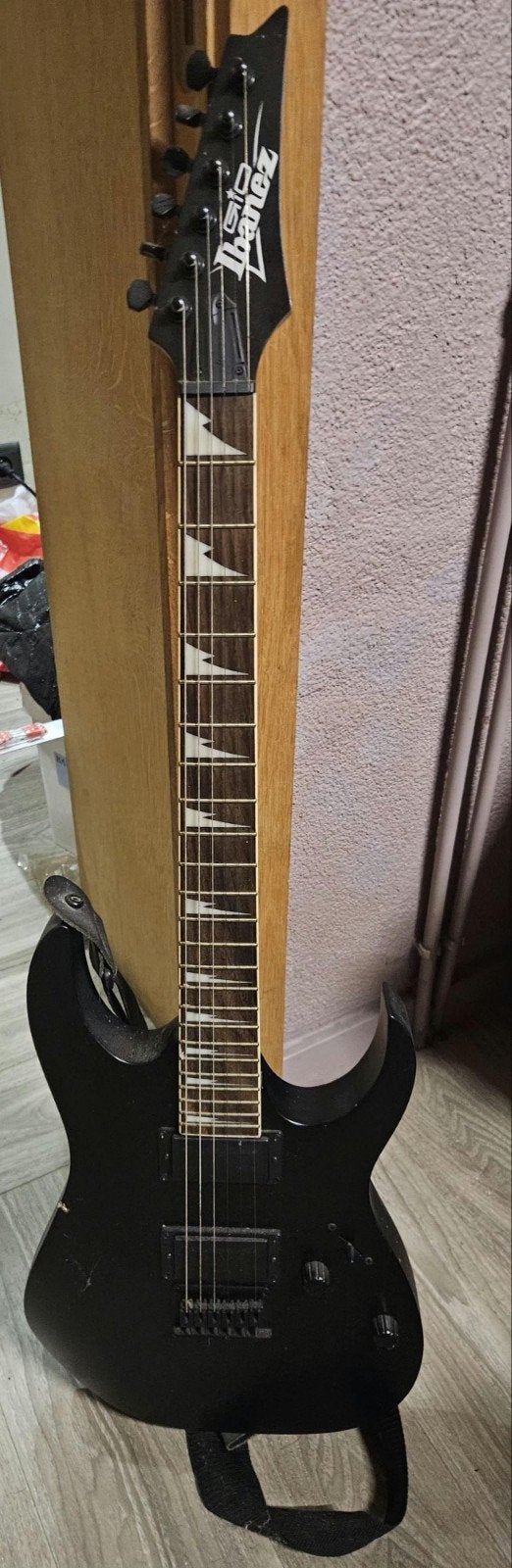 elektrische gitaar en versterker ., Muziek en Instrumenten, Ophalen, Zo goed als nieuw, Elektrisch