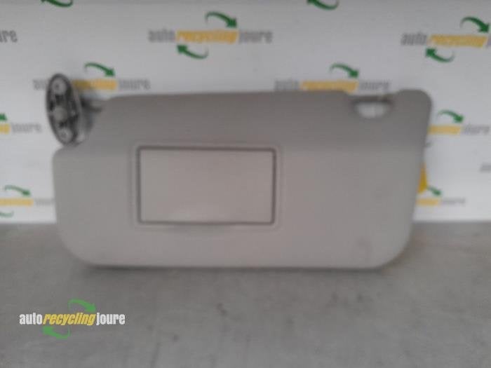 Pare-soleil d'un Ford Fiesta, -, -, 3 mois de garantie, -