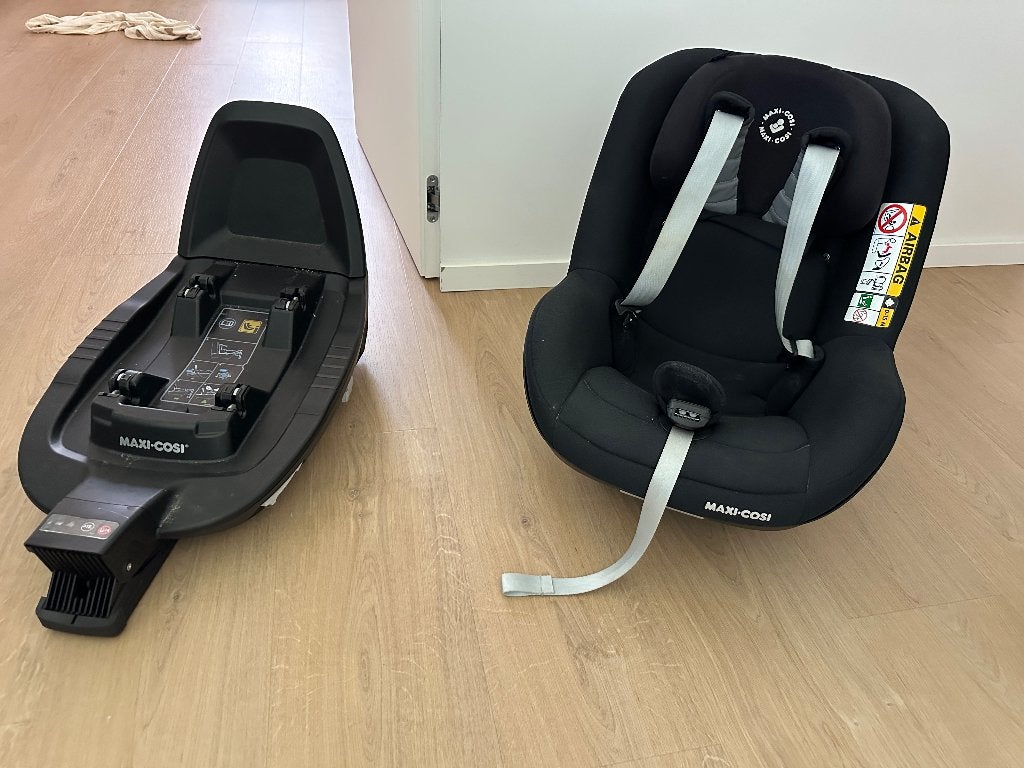 Maxi-Cosi autostoel i-Size met 2x base, Enfants & Bébés, 0 à 18 kg, Comme neuf, Isofix, Maxi-Cosi