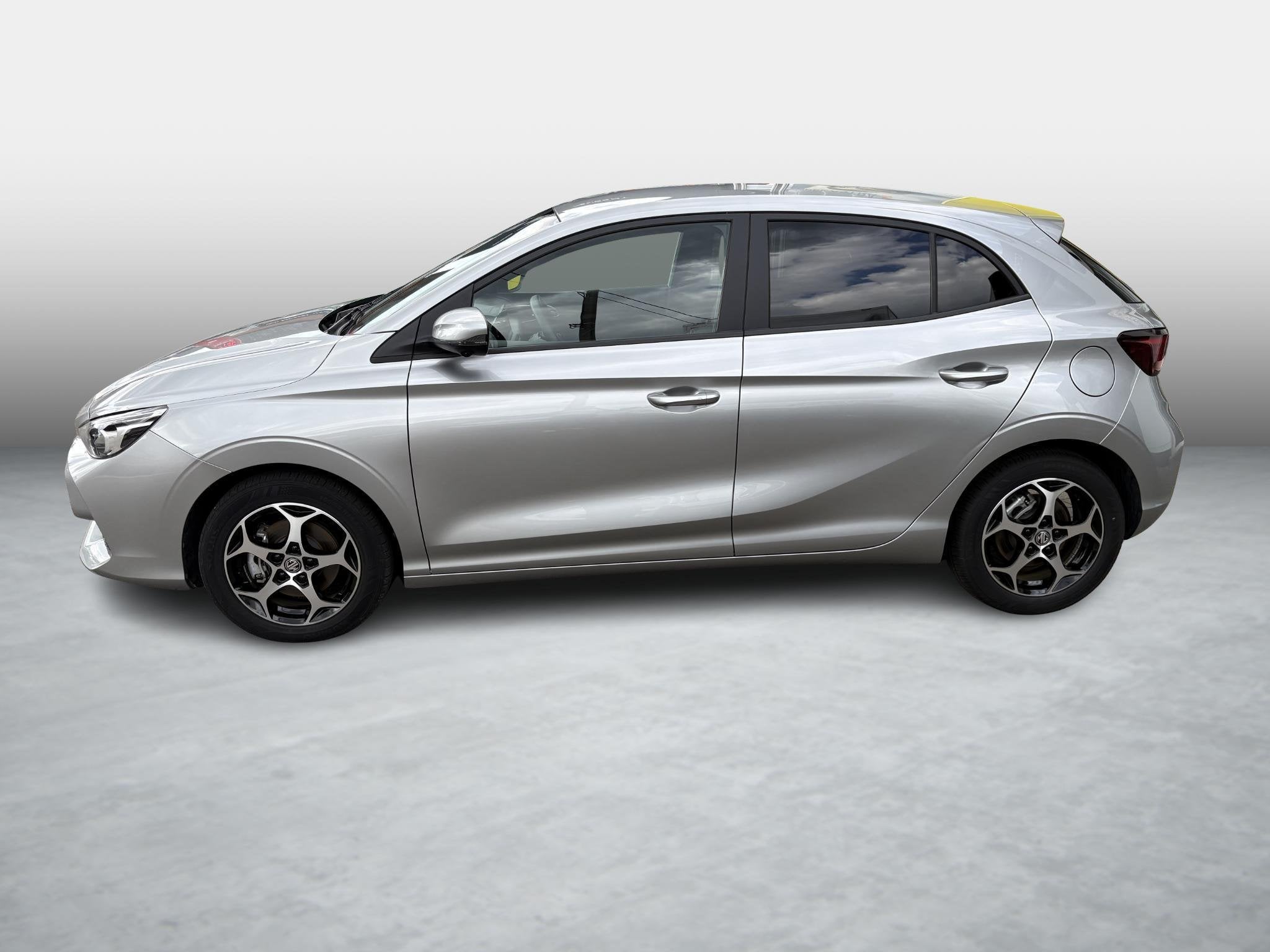 MG MG3 Hybrid+ Luxury (automatique), Autos, MG, Argent ou Gris, Achat, 143 kW, Entreprise