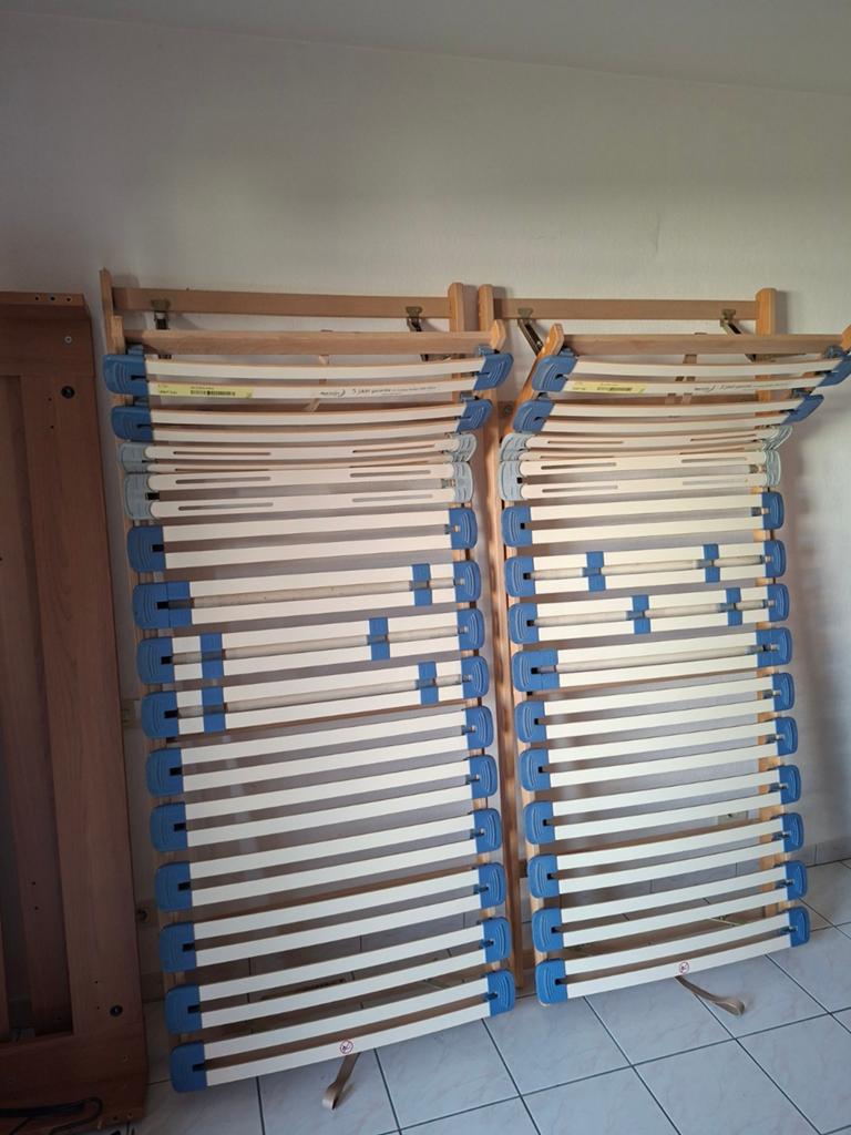 2 lattenbodems en bedframe, Ophalen