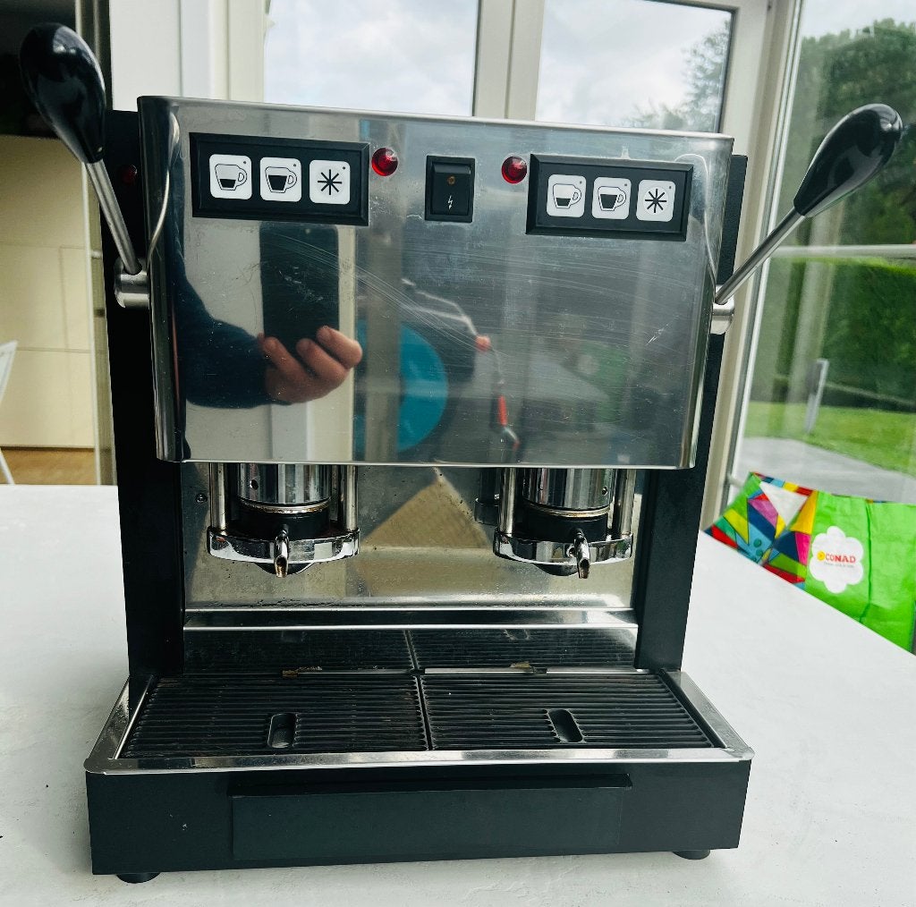 Machine à café professionnelle Spinelli 2 groupes E.S.E. 44, Electroménager, Machine à espresso, Réservoir d'eau amovible, Dosettes et capsules de café