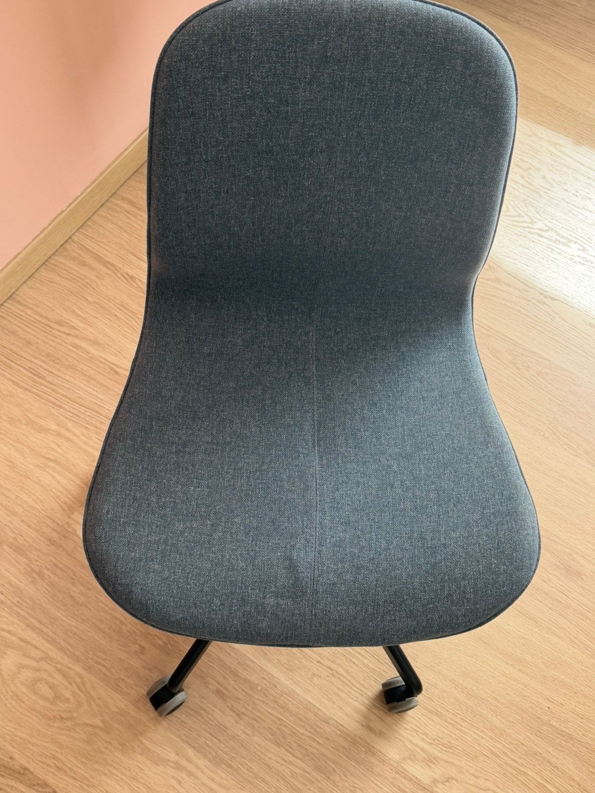Chaise de bureau IKEA sur roulettes - bleu foncé, Enlèvement, Utilisé, Bleu, Chaise de bureau