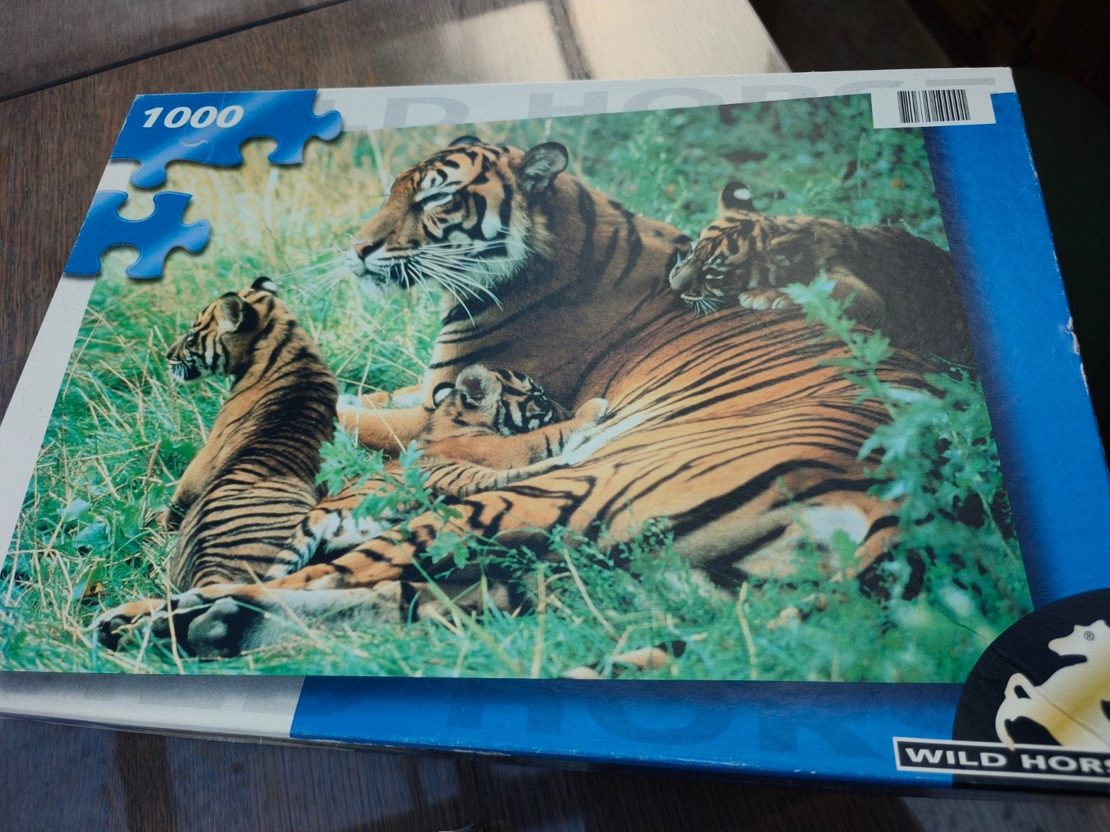 puzzle 1000 pièces tigre et oursons, Envoi, 500 à 1500 pièces, Comme neuf, Puzzle