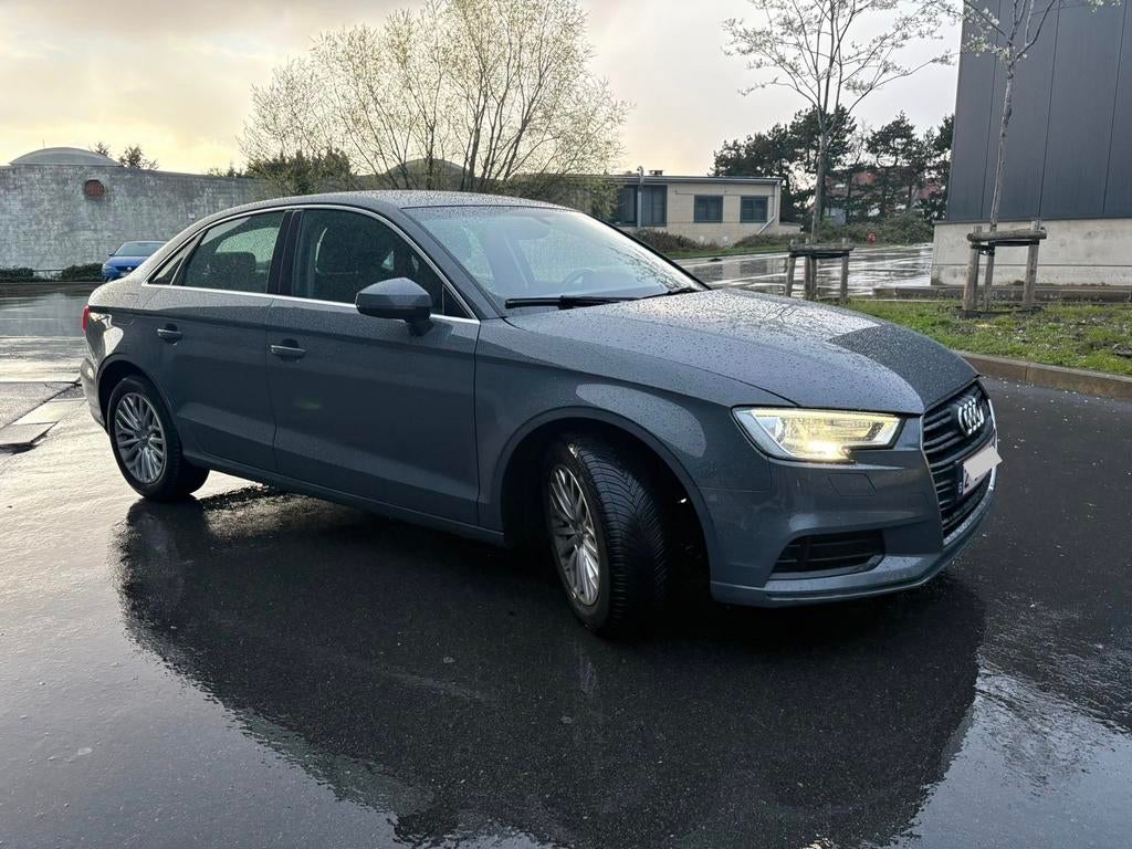 Audi A3 Berline 1.6 TDI automatique, Auto's, Automaat, Leder, 5 deurs, Particulier