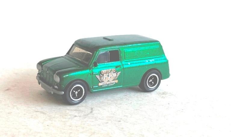 Matchbox Superfast Mini Van 55th Anniversary # 713., Hobby en Vrije tijd, Ophalen of Verzenden, Zo goed als nieuw, Auto
