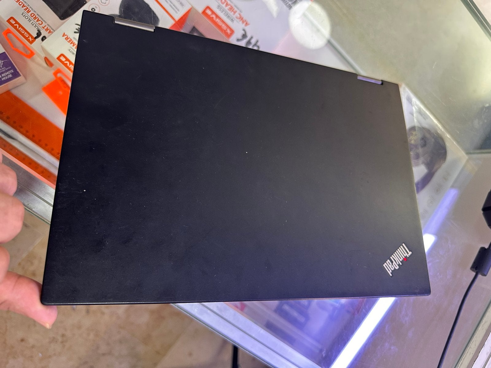 Lenovo X13 yoga, Computers en Software, Ophalen, Zo goed als nieuw