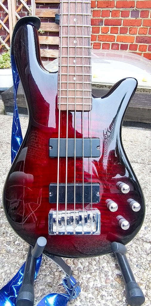 Spector Legend 5 bass - rood en zwart, Muziek en Instrumenten, Ophalen of Verzenden, Zo goed als nieuw, Elektrisch, 5-snarig